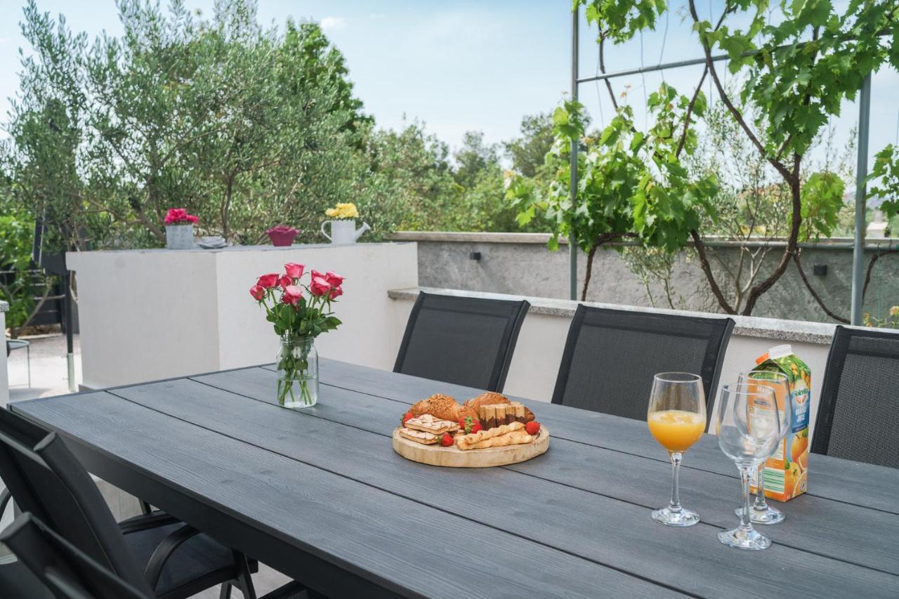 Apartman Rusula Vodice Exterior foto