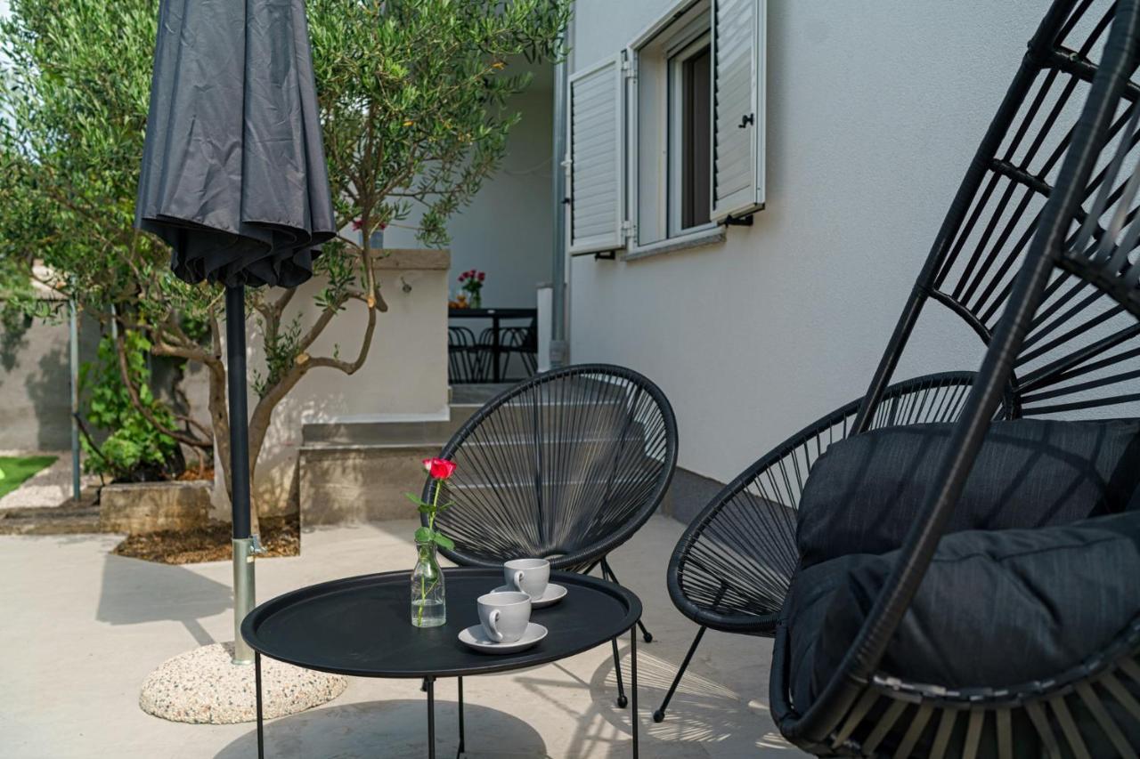 Apartman Rusula Vodice Exterior foto